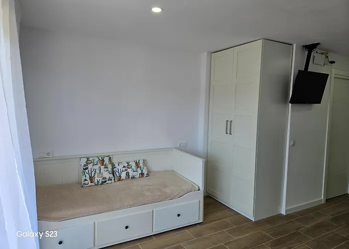 Julia's * ماربيا